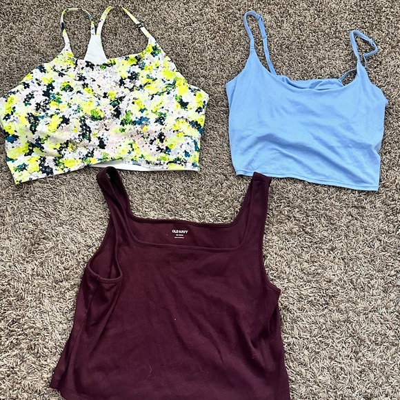 Old Navy bundle tees - Picture 1 of 1